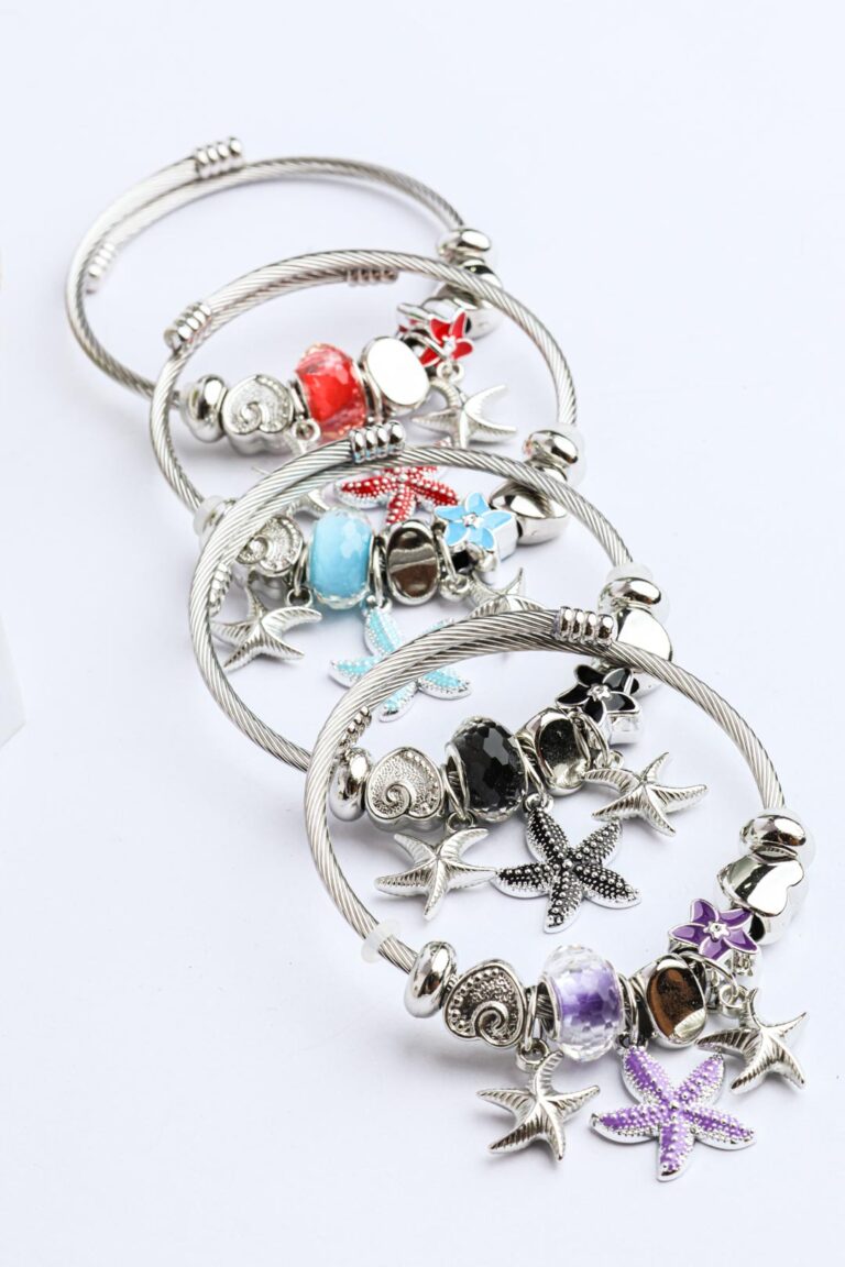 Βραχιόλι Με Κρεμαστά Στοιχεία Σχέδιο 160